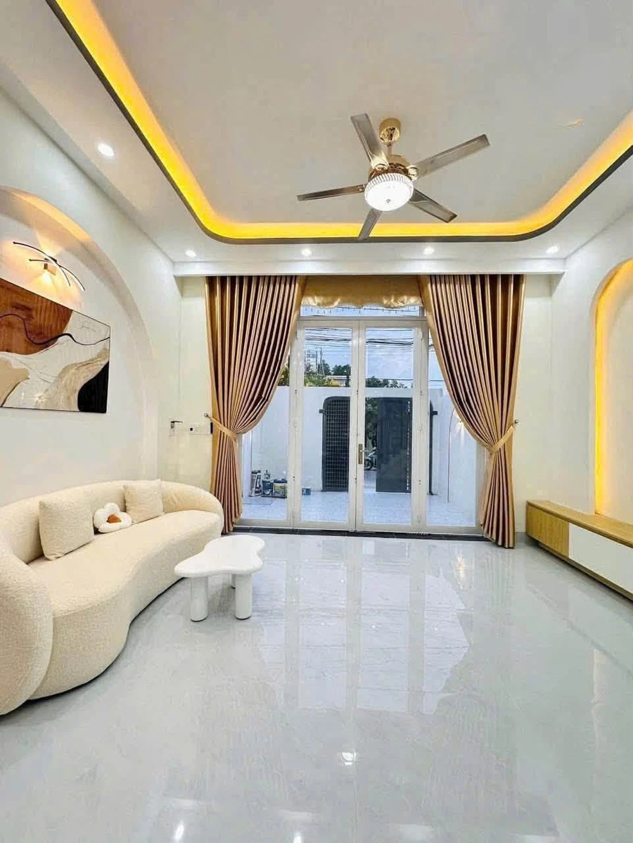 Nhà lầu bán 3PN, 2WC 90m² Long Hoa, Tây Ninh - Ảnh thu nhỏ 4