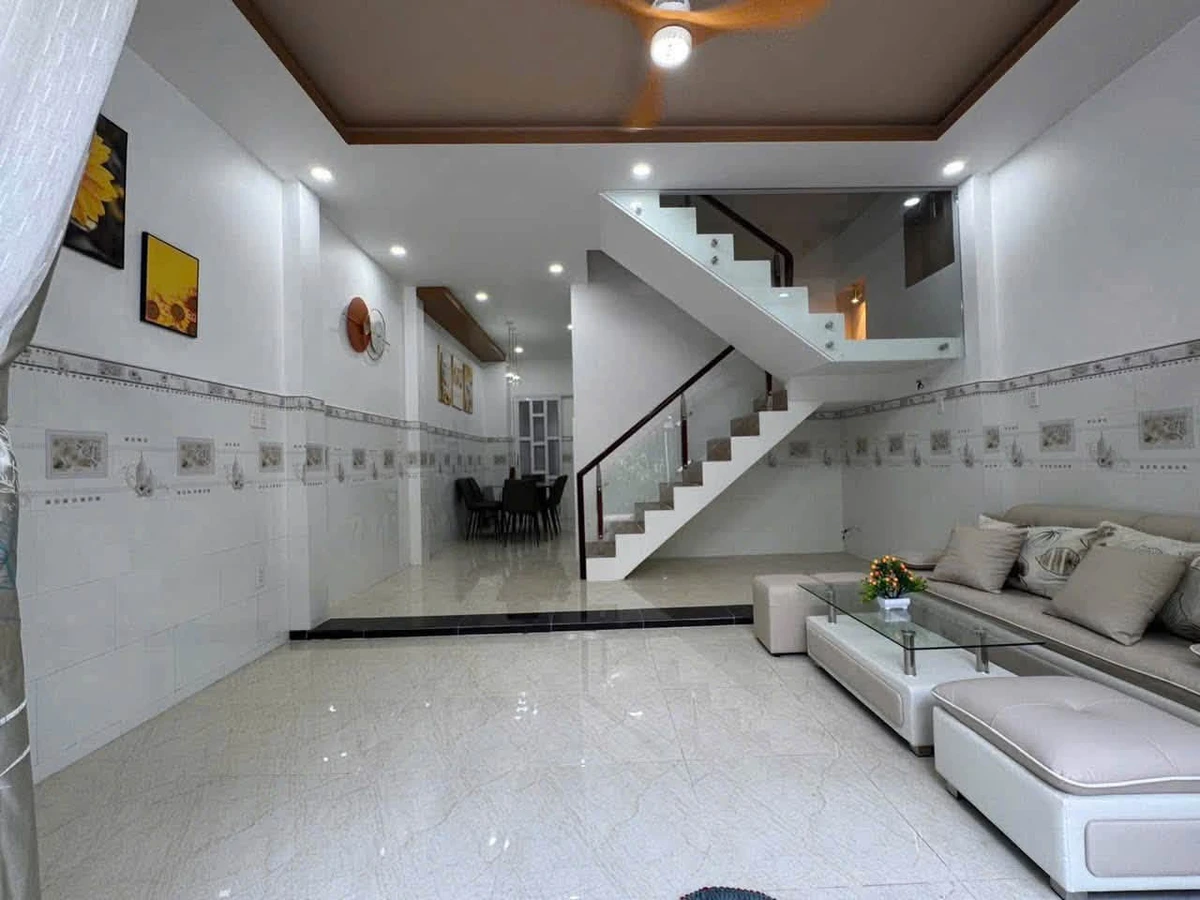 Bán nhà 1 trệt 1 lầu 100m² 2PN tại Bến Tre - Ảnh thu nhỏ 3