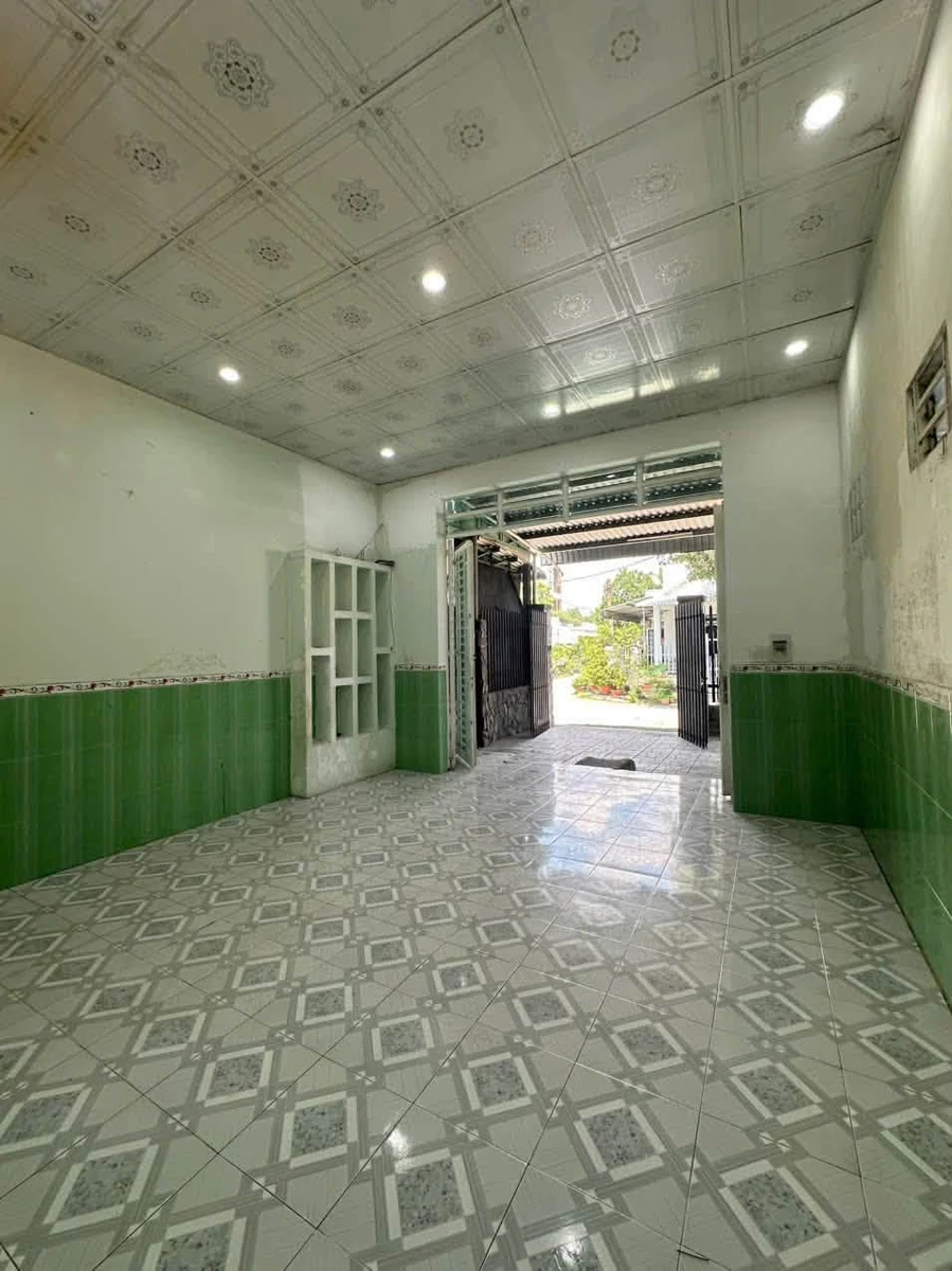Nhà bán 2PN gác lửng Tân An Thủ Dầu Một 94m² 1 tỷ 860 triệu - Ảnh thu nhỏ 3