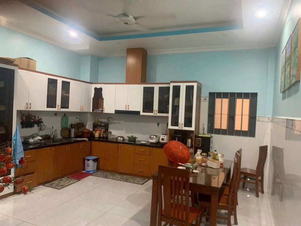 Bán nhà mặt tiền 3 tầng 95m2 kinh doanh KDC Việt Lập, An Bình, Dĩ An giá 8,7 tỷ - Ảnh thu nhỏ 5