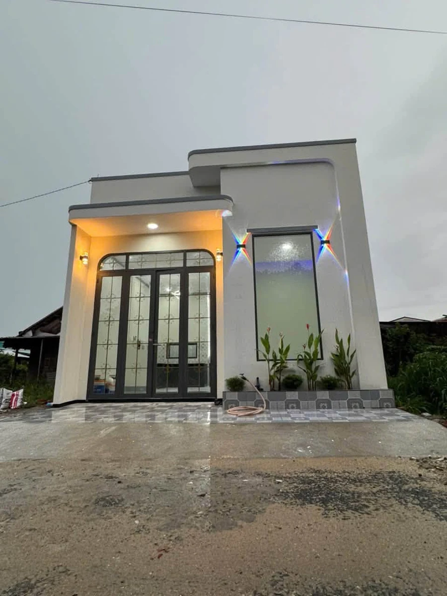 Bán nhà xây mới 6x9m, 2 phòng ngủ, giá 990 triệu tại phường Long Hoa, Tây Ninh - Ảnh thu nhỏ 4