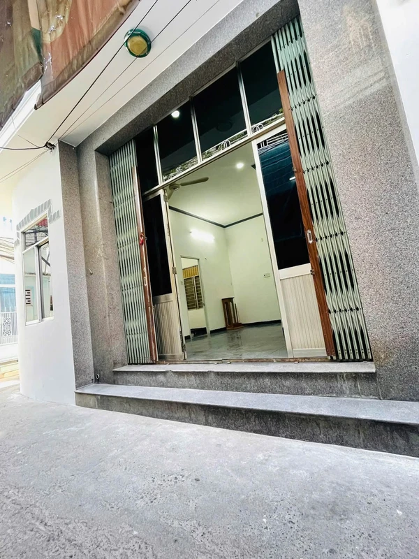 Bán nhà hẻm 2 phòng ngủ 77,7m² Nha Trang 2 tỷ 950