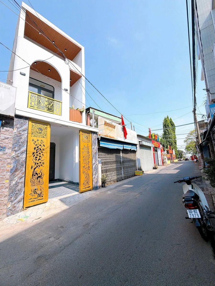 Bán nhà mặt tiền buôn bán 160m² 4 tỷ Thủ Đức - Ảnh thu nhỏ 2