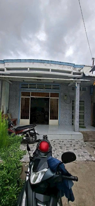 Bán nhà nhánh Nguyễn Chí Thanh, Rạch Sỏi, 4,5x15m, 2PN, giá 820 triệu