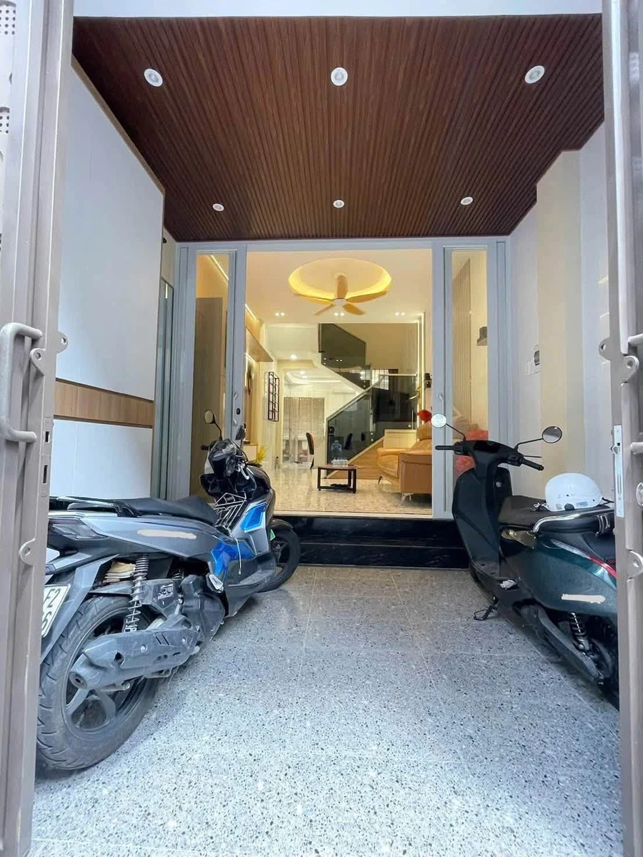 Bán nhà 4 tầng 42m² 4PN 5WC đường Phạm Văn Chiêu, Phường 14, Gò Vấp giá 5,69 tỷ - Ảnh thu nhỏ 3