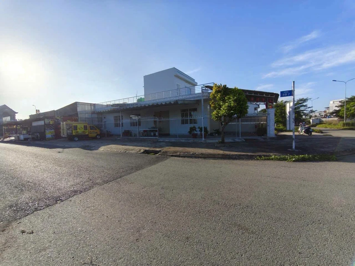 Bán biệt thự 237,5m² mặt tiền KDC Hưng Gia, Tây Ninh 9,6 tỷ - Ảnh thu nhỏ 2