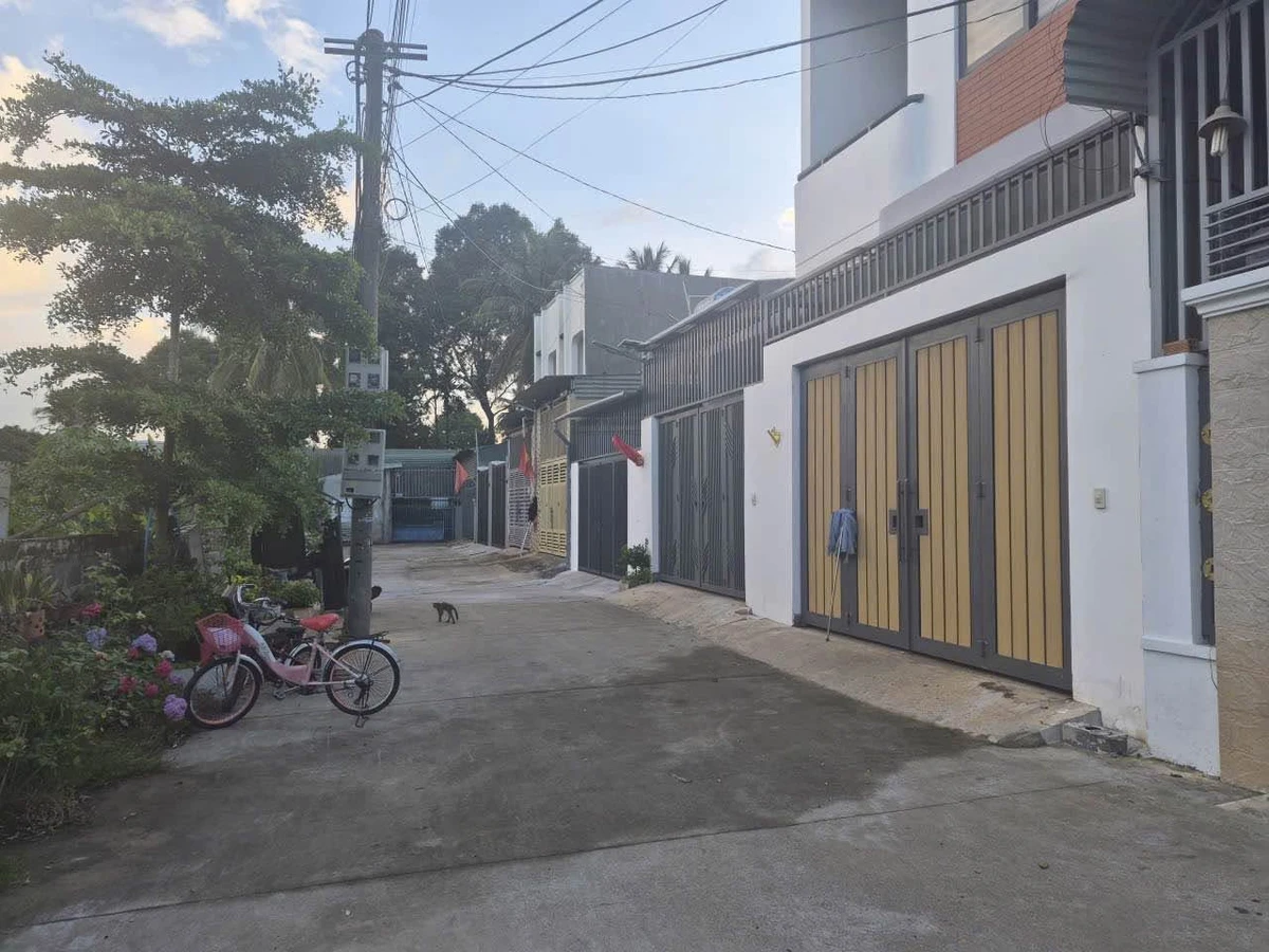 Bán nhà hẻm Phạm Phú Thứ 96.6m² 2 tỷ Quận 12 - Ảnh 1