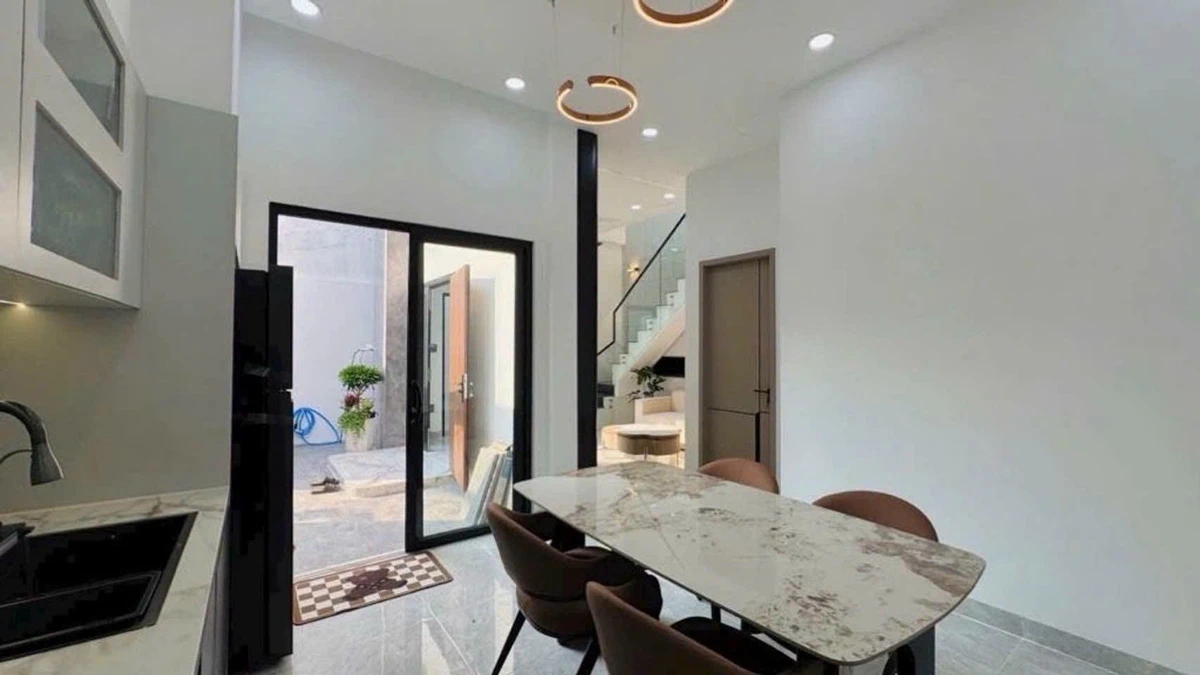 Bán nhà 2 tầng 70m² Phạm Hữu Lầu 5 tỷ - Ảnh thu nhỏ 5