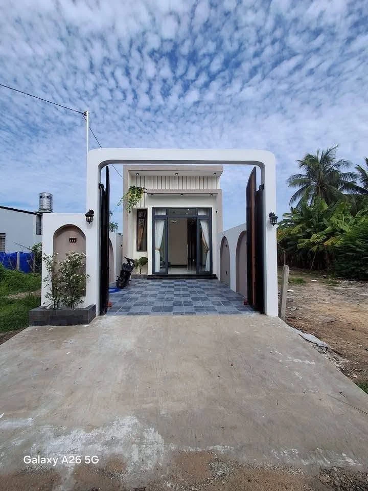 Bán nhà đường nhựa 3 phòng, 5x28,5m thổ cư, gần chợ Long Hải, Phường Long Hoa, Tây Ninh - Ảnh thu nhỏ 3