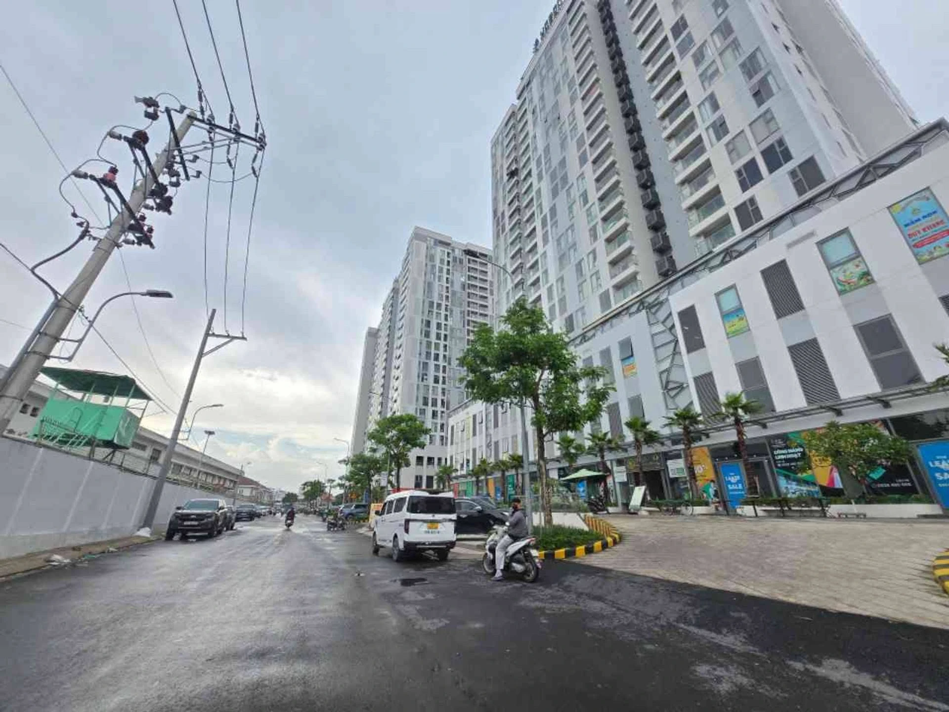 Bán nhà mặt tiền kinh doanh 77m² đối diện Vạn Phúc City, Hiệp Bình, Thủ Đức, 5,95 tỷ - Ảnh 1