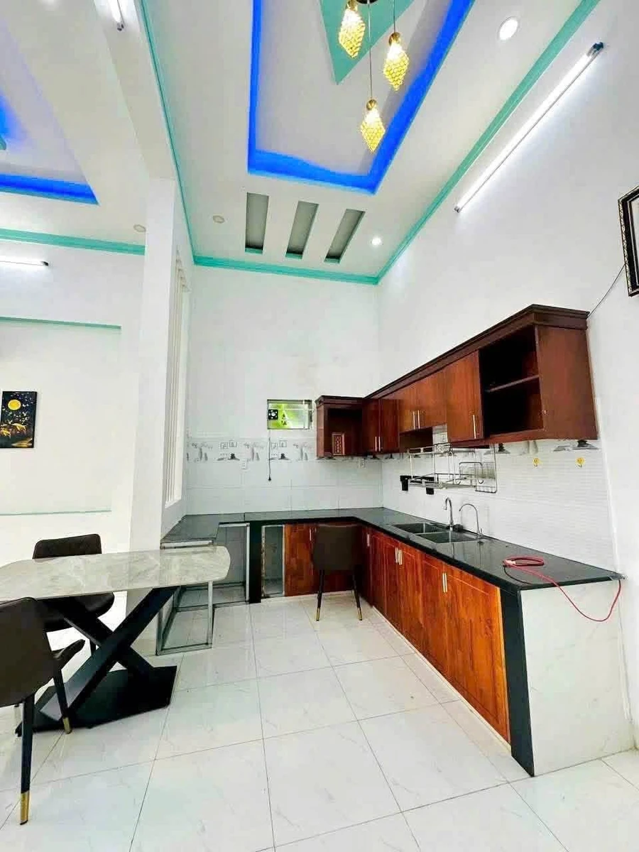 Bán nhà cấp 4 hẻm 37 Phùng Hưng, 5x25m, 2 phòng ngủ, giá 2,95 tỷ, Buôn Ma Thuột - Ảnh thu nhỏ 4