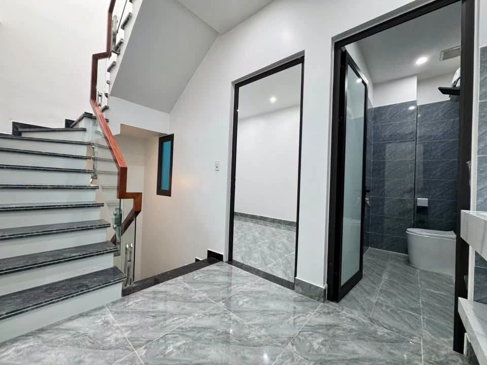 Bán nhà 4 tầng mặt đường 40m² gần chợ Hương, Hưng Đạo, Dương Kinh, Hải Phòng - Ảnh thu nhỏ 4