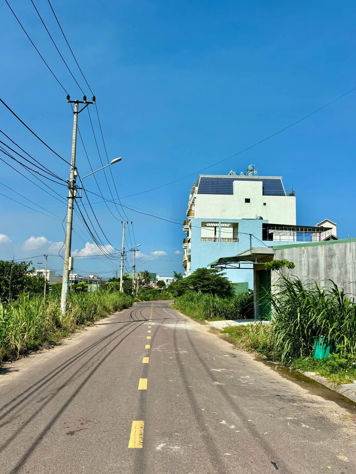 Bán đất mặt tiền đường nhựa 100m2 tại Nhơn Hưng, An Nhơn, Bình Định - Ảnh 1