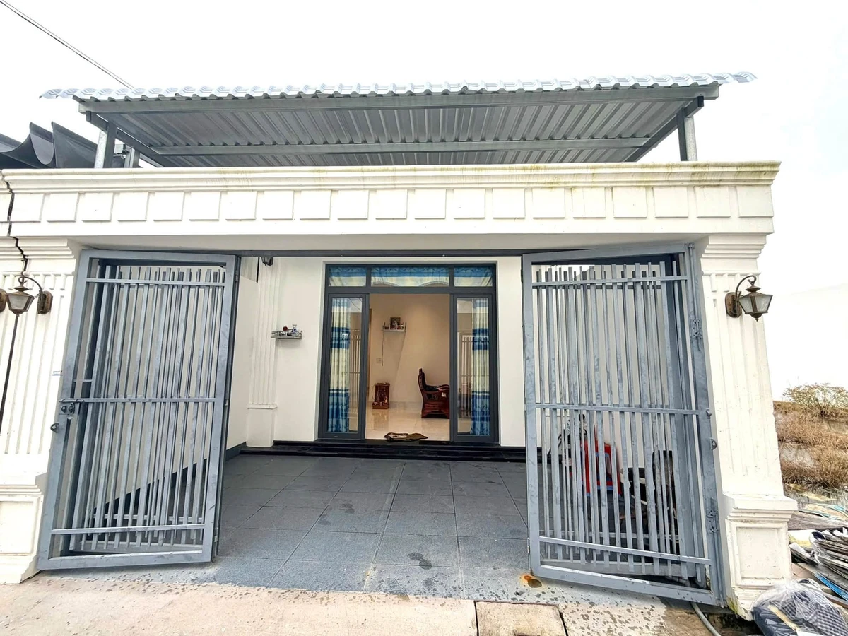 Bán nhà 2PN 110m² gần chợ Tân Trụ, Long An 1 tỷ 20 - Ảnh 1