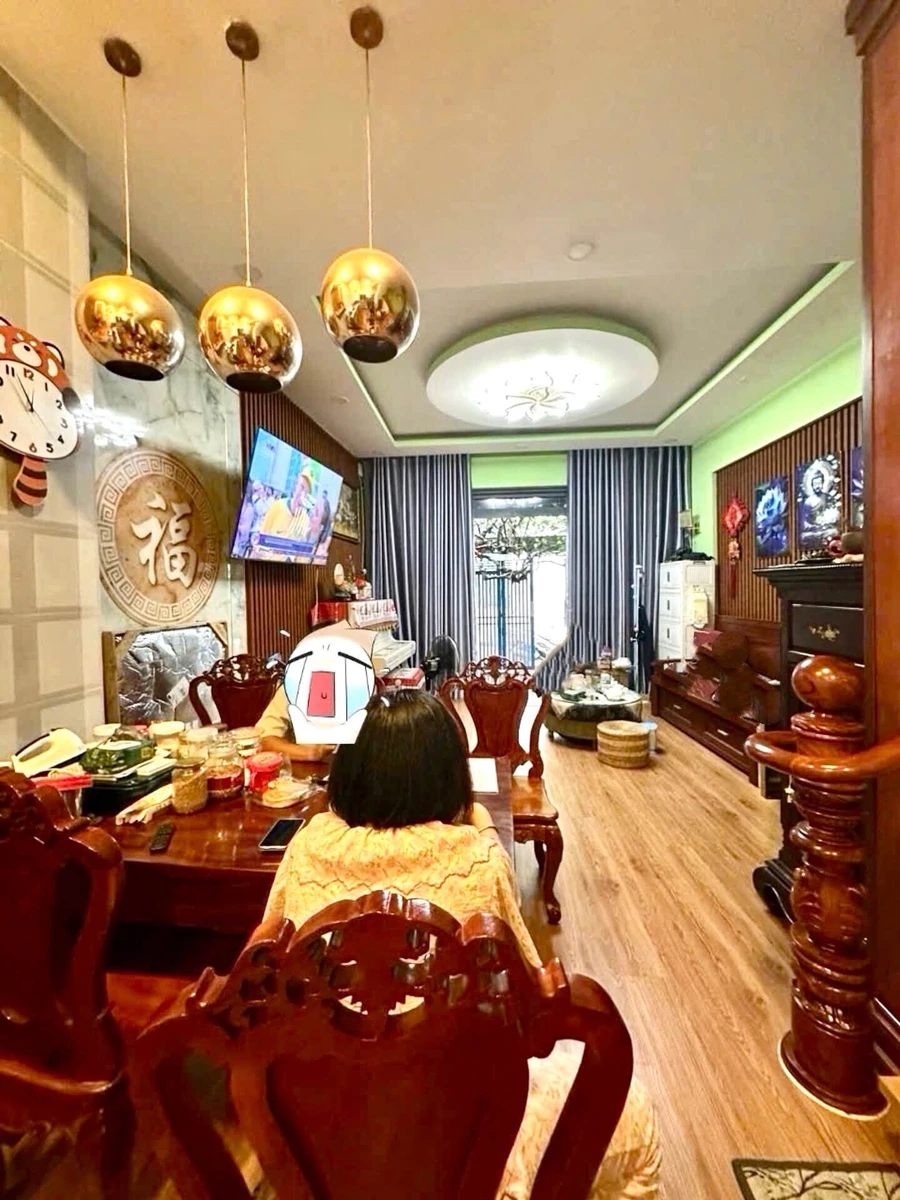 Bán nhà góc 2 mặt tiền 3 tầng 63.5m2 sau chợ Tăng Nhơn Phú B, Thủ Đức, giá 6.25 tỷ - Ảnh 1