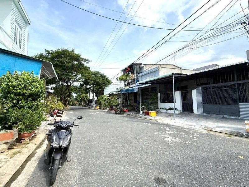 Bán nhà 64m2 Nha Trang, mặt đường 13m, có dòng tiền
