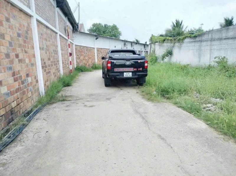 Bán đất 885m² mặt tiền hẻm Tân An Long An