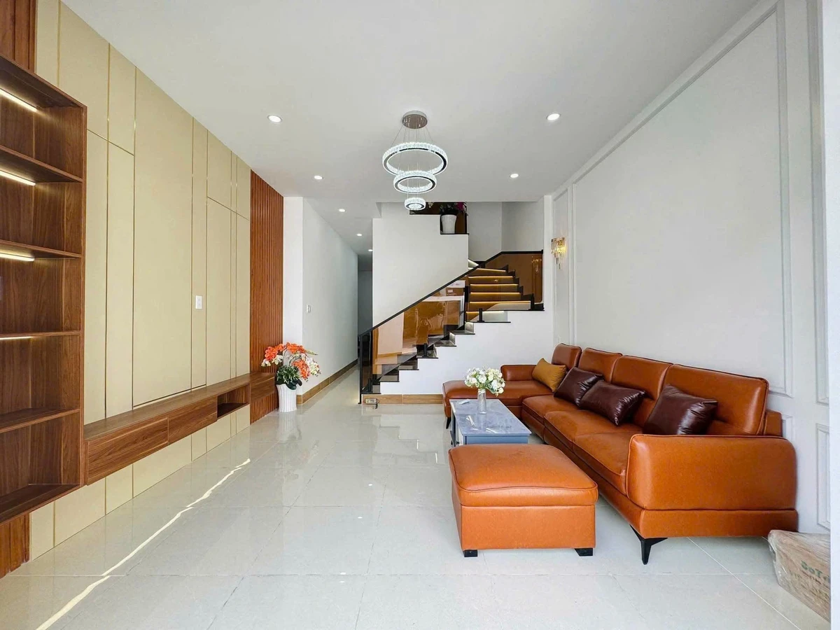 Bán nhà mặt tiền 103,95 m² 3 phòng ngủ Rạch Giá, An Giang 2,85 tỷ - Ảnh thu nhỏ 4