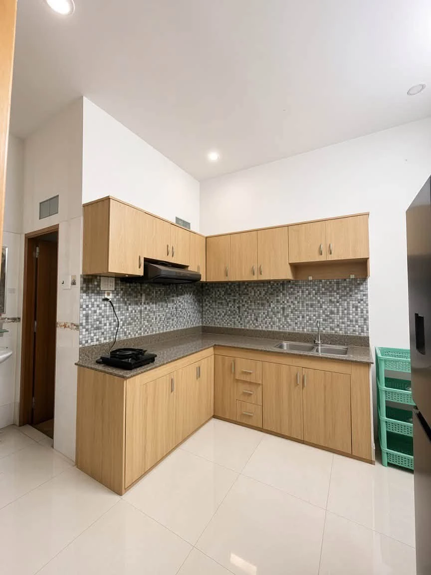 Bán nhà 4 tầng 34m2 hẻm thông gần Đại học Kinh tế, Quận 10 giá 5,1 tỷ - Ảnh thu nhỏ 5