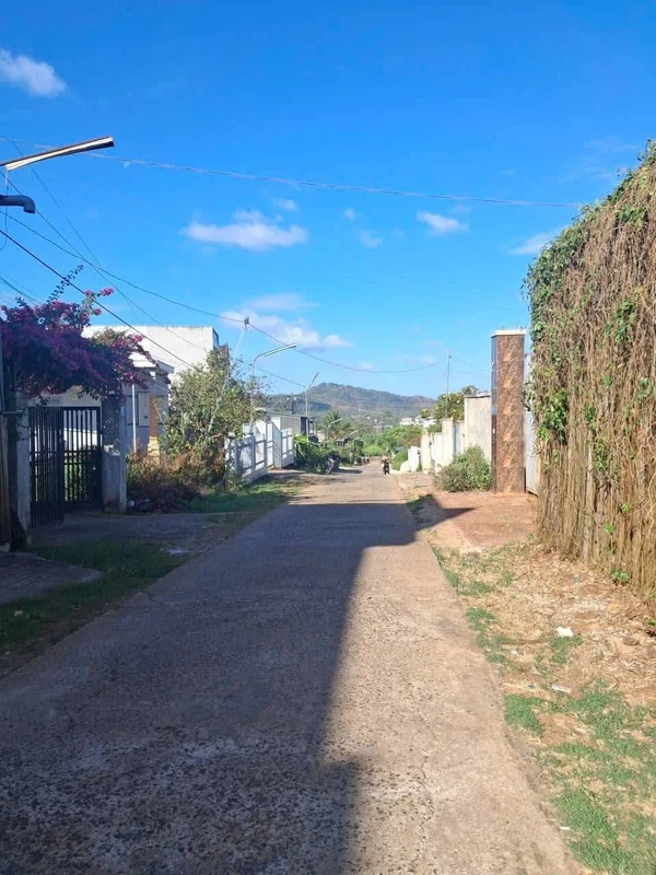 Bán lô đất 5x49m, thổ cư 100m², gần tỉnh lộ 5 Phạm Ngũ Lão, Buôn Ma Thuột