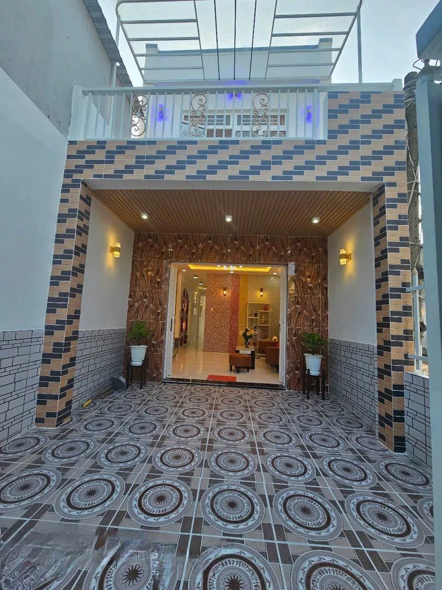 Bán nhà 5 phòng ngủ 105m² Tân Kim, Cần Giuộc, Long An - 2.18 tỷ - Ảnh 1
