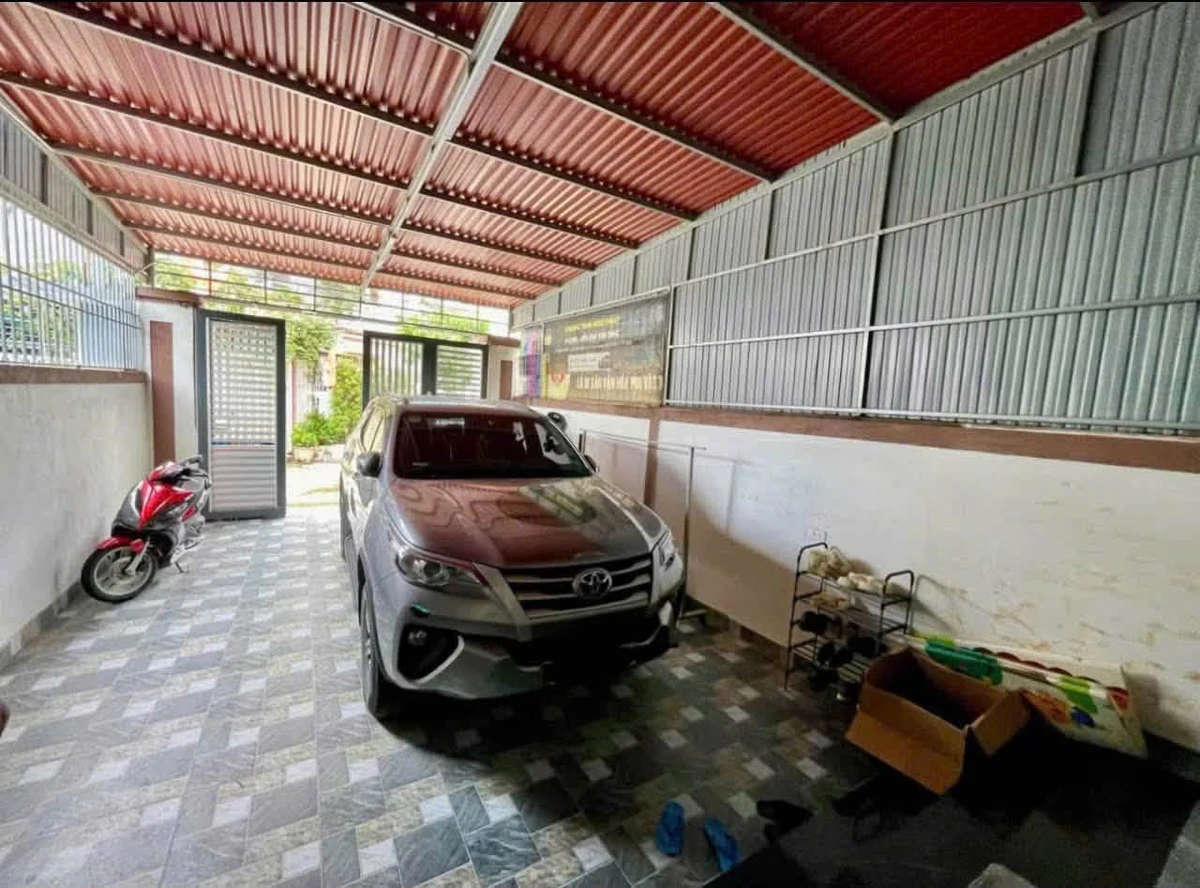 Bán nhà 2 tầng 131.4m2 3PN Mỹ Hạ Bình Chánh 4.15 tỷ - Ảnh 1