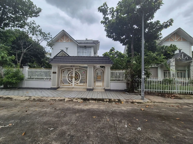 Bán biệt thự mới xây Bến Cát 490m² 7 tỷ