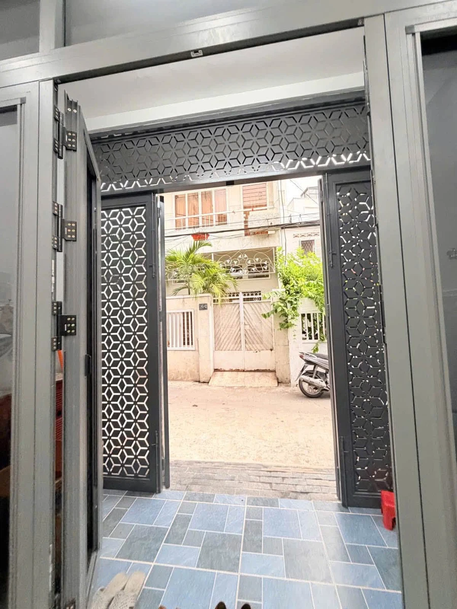 Bán nhà hẻm xe hơi 45m² đường 3 Tháng 2, Quận 10, giá 8,9 tỷ - Ảnh 1
