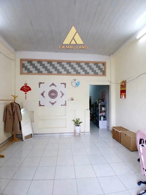 Bán nhà cấp 4 mặt tiền 90m2 Cà Mau 1 tỷ