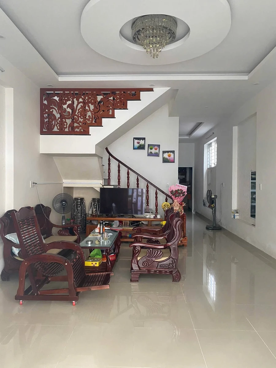 Bán nhà 1 trệt 1 lầu 121m² Vũng Tàu 6,8 tỷ - Ảnh thu nhỏ 2