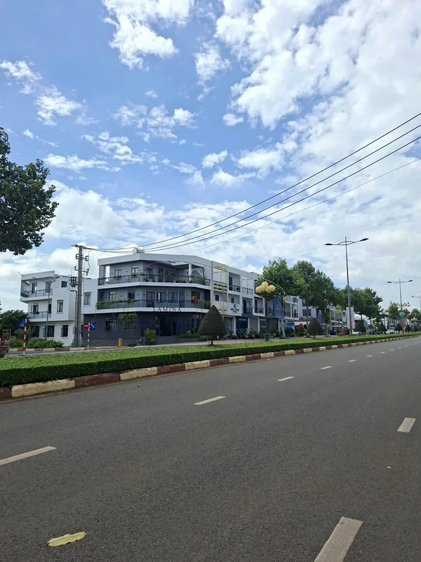 Bán đất thổ cư 168m² sổ riêng gần chợ Bình Lộc, Long Khánh giá 750 triệu