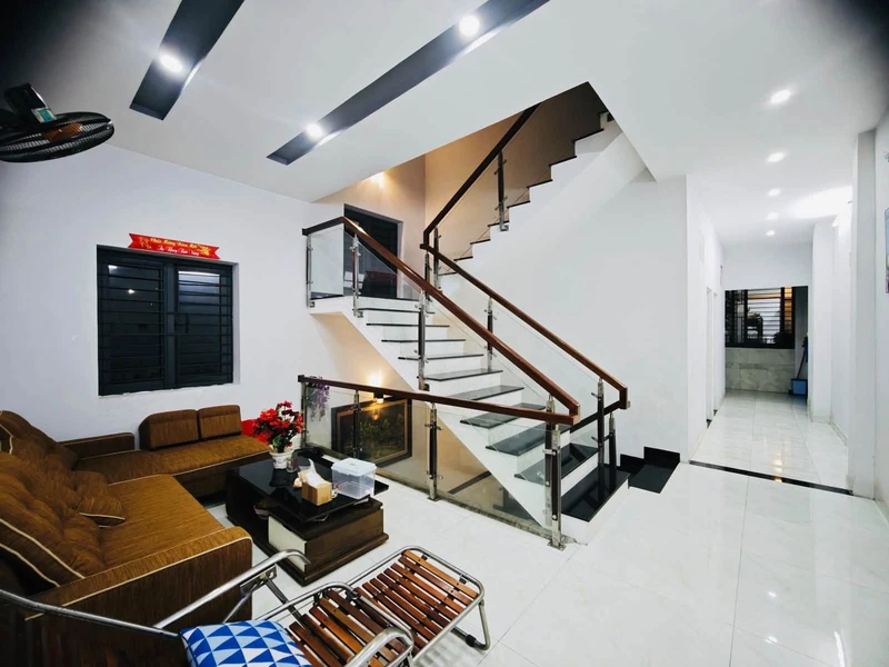 Nhà bán 4 tầng 56m² Hồ Sen, Quận 12 - 4,05 tỷ 35trieu