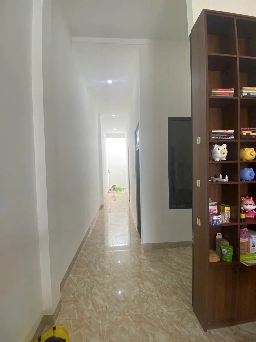 Bán nhà hẻm 110m² Nguyễn Phúc Chu Quận 7, giá 2 tỷ 390 tr - Ảnh thu nhỏ 3