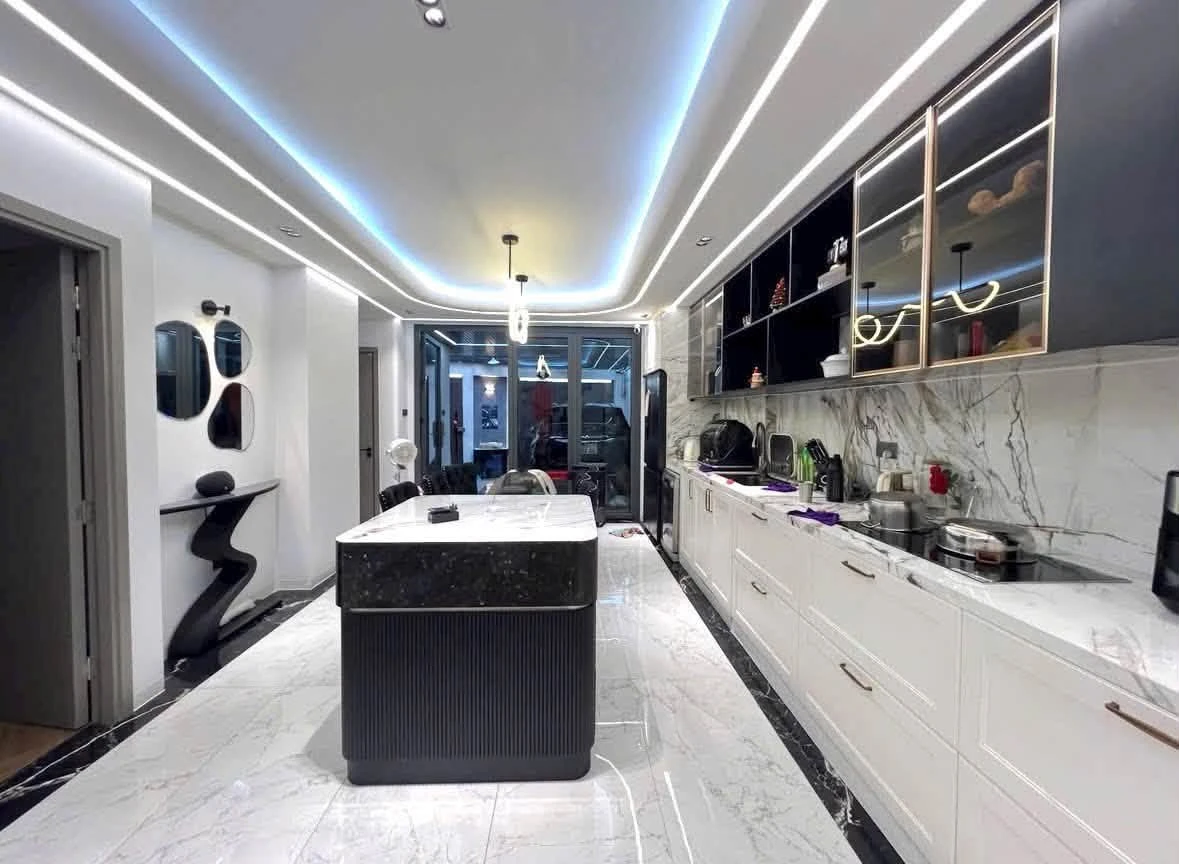 Bán biệt thự mặt tiền 92m2, 6 phòng, Phú Nhuận 21.5 tỷ - Ảnh thu nhỏ 4