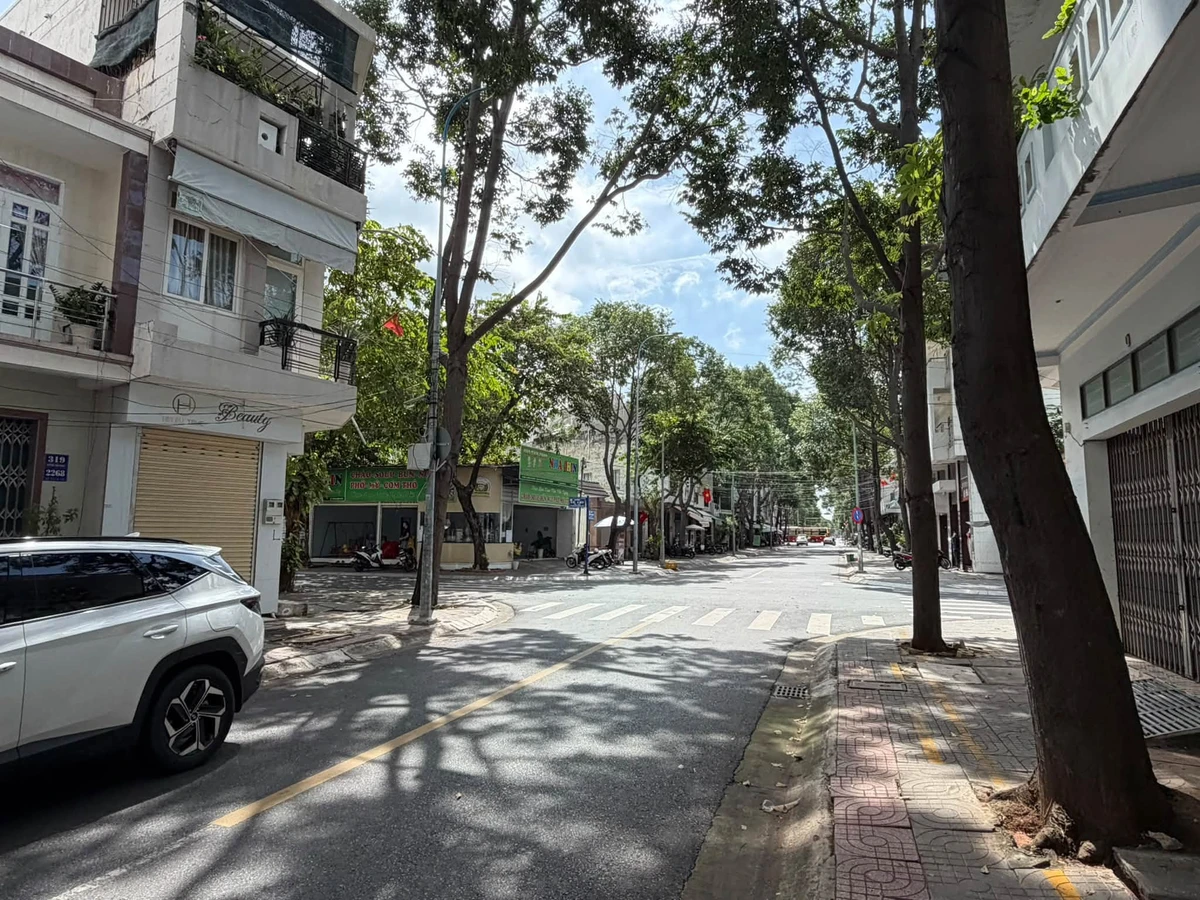 Nhà bán mặt tiền Huỳnh Tấn Phát, Bà Rịa, 76.5m², 4.2 tỷ - Ảnh thu nhỏ 4