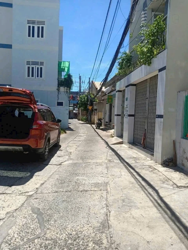 Bán nhà lầu lửng 4PN 218m2 Phan Thiết Bình Thuận