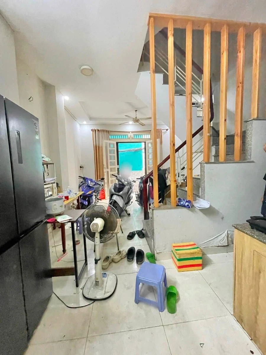 Bán nhà hẻm thông 4 tầng 35m2 đường Nguyễn Tiểu La, Quận 10 giá 5,1 tỷ - Ảnh thu nhỏ 2