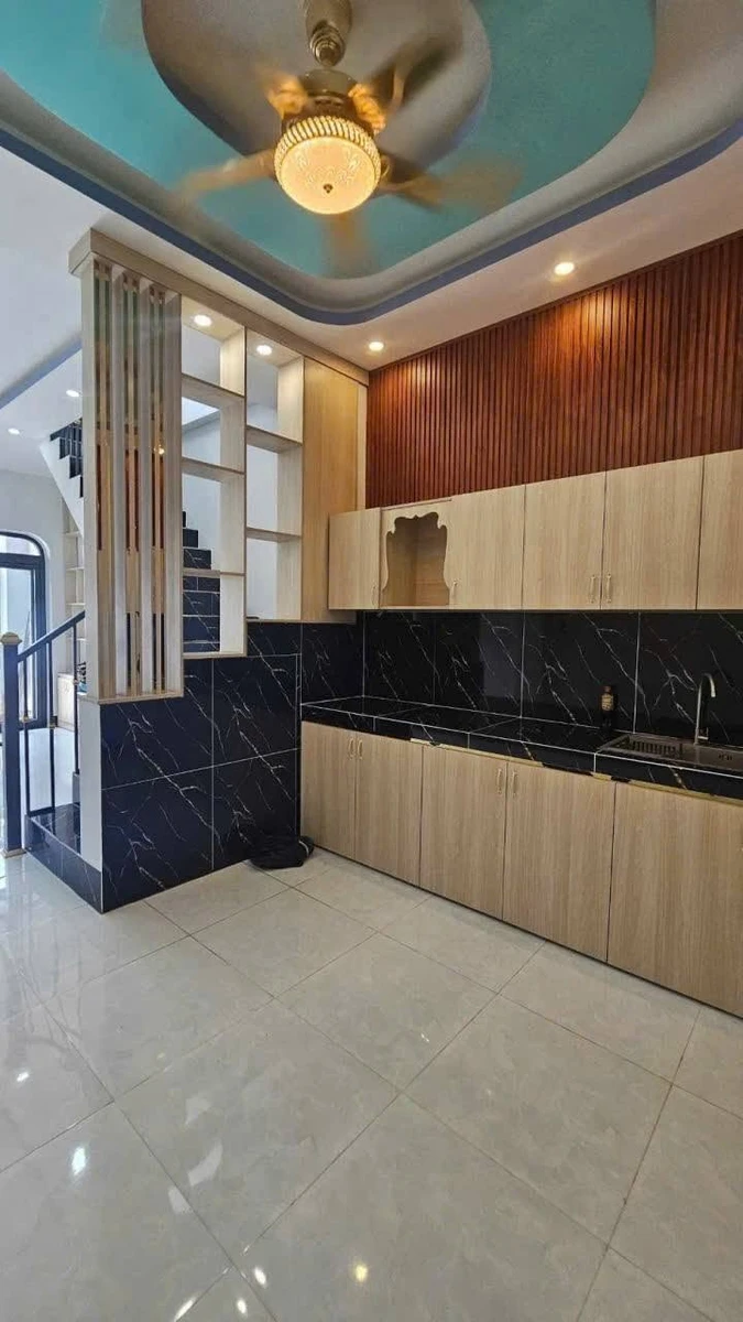 Bán nhà hẻm 55.5m² 3 phòng ngủ Nguyễn Bỉnh Khiêm, Rạch Giá 1,65 tỷ - Ảnh thu nhỏ 3