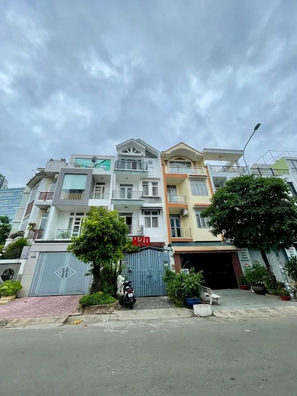 Bán căn hộ dịch vụ 9 phòng 63m2 đường Điện Biên Phủ, Quận 10, giá nhỉnh 7 tỷ erahome