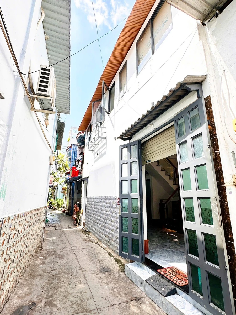 Bán nhà hẻm chợ Bình Đông Quận 8, 5x9m, 1 trệt 1 lầu 3PN 3WC, sổ hồng riêng - Ảnh 1