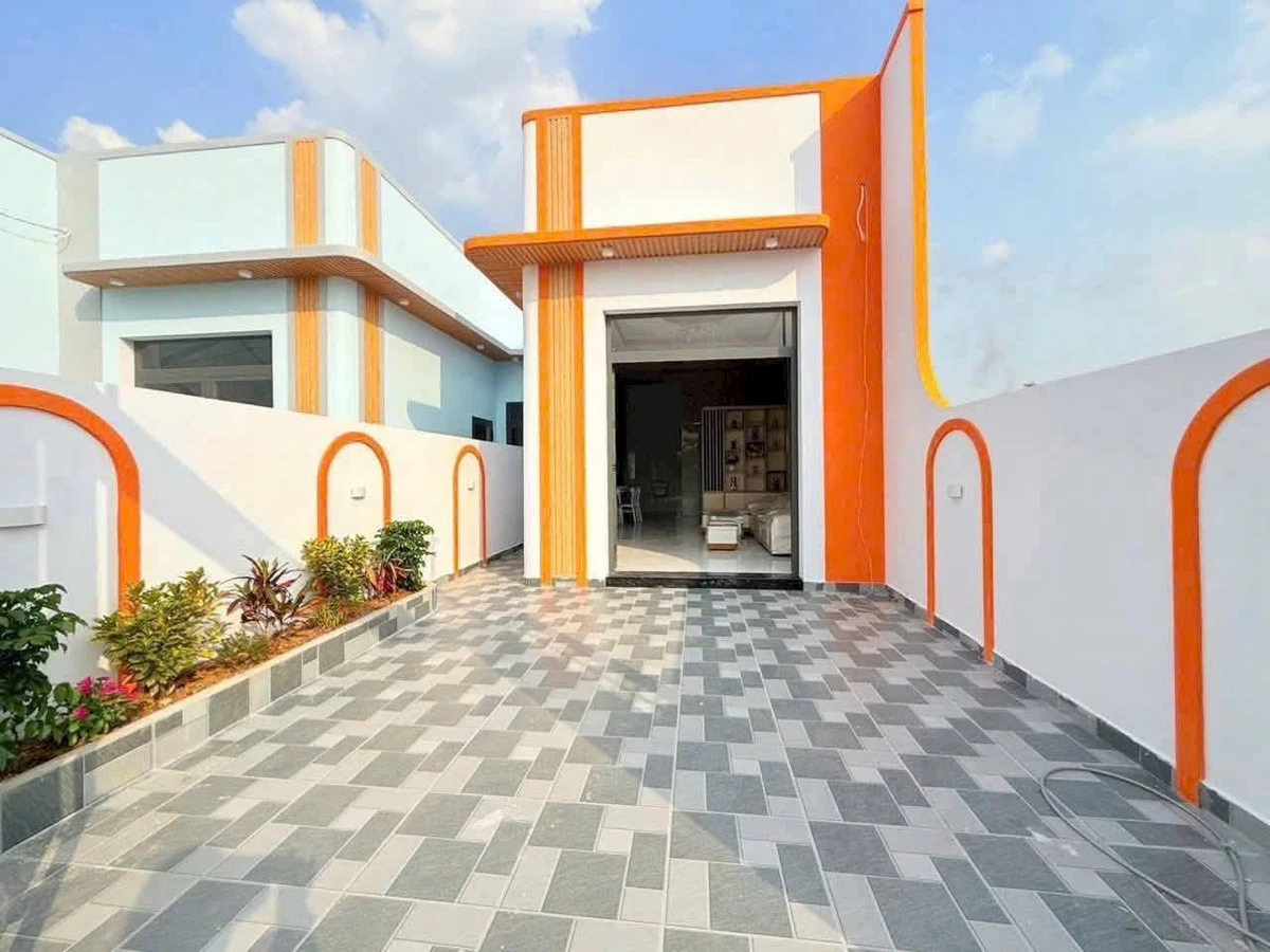 Bán nhà 150m2 3PN sổ hồng riêng xã Rạch Kiến, Cần Đước, Long An giá 1,8 tỷ - Ảnh thu nhỏ 3