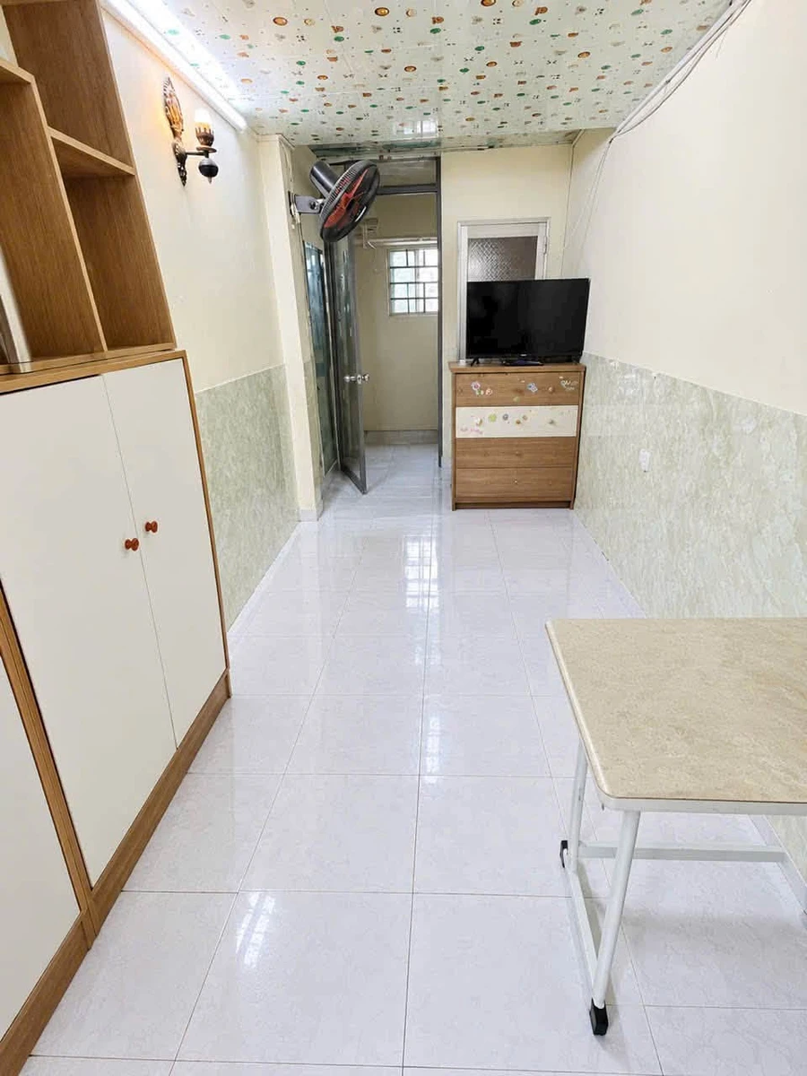 Bán nhà hẻm 3 tầng 16m2 Trần Bình Trọng, Bình Thạnh giá 2,2 tỷ - Ảnh thu nhỏ 2