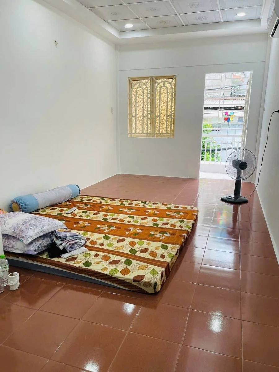 Bán nhà 2 tầng Phú Nhuận 35m2, 6 tỷ, gần Quận 1 - Ảnh thu nhỏ 4
