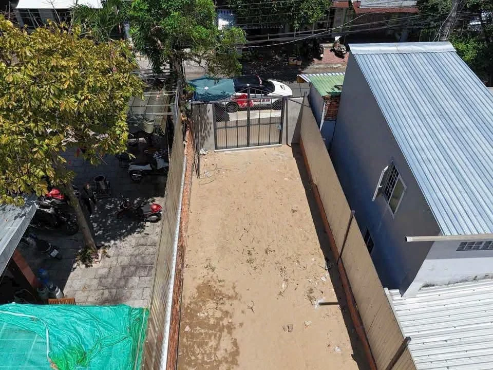 Bán đất mặt tiền Lê Thị Hồng Gấm Rạch Giá 105m2 - 2.5 tỷ - Ảnh thu nhỏ 2
