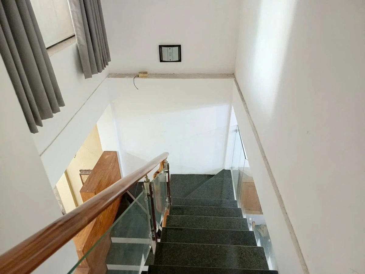 Bán nhà 1 trệt 1 lầu 100m² mặt tiền Phan Văn Trị Lâm Đồng - Ảnh thu nhỏ 5