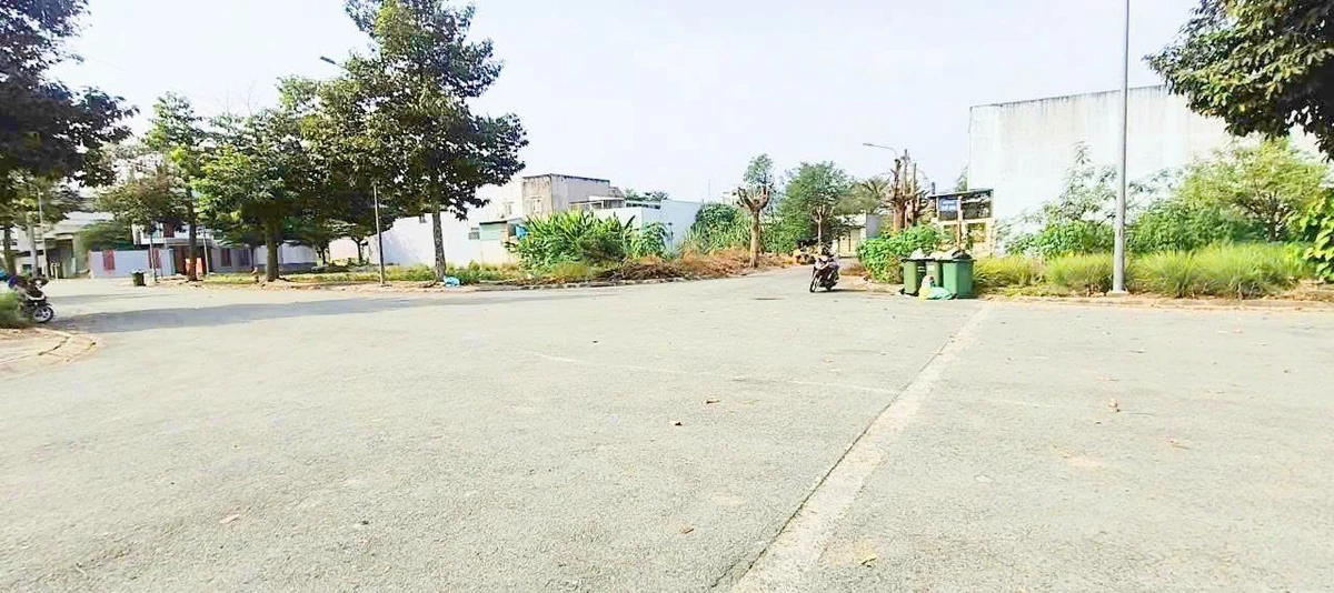 Bán đất lô góc 2 mặt tiền 8x19m đối diện Waterpoint, KDC Nam Long, Bến Lức, Long An - Ảnh thu nhỏ 3