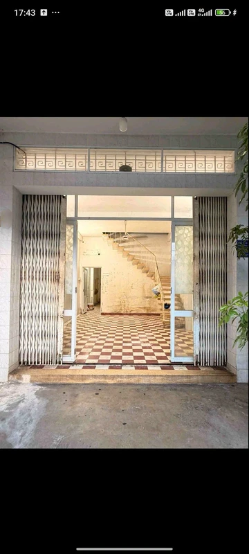 Nhà 2 mặt tiền 9 phòng ngủ, 101m², 13,5 tỷ, Đà Lạt 9xcty