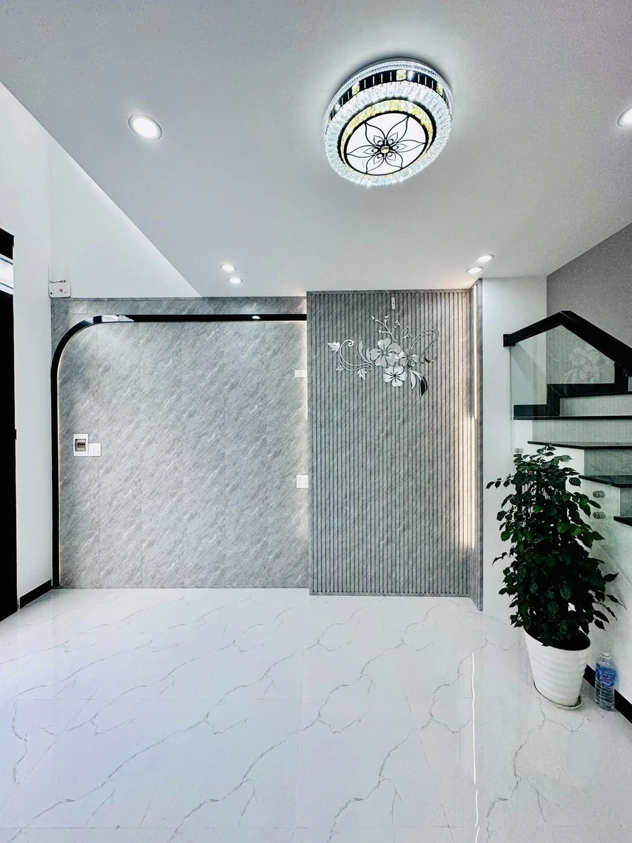 Bán nhà 3.5 tầng mặt tiền Đống Đa Quy Nhơn 28m2 - Ảnh thu nhỏ 3