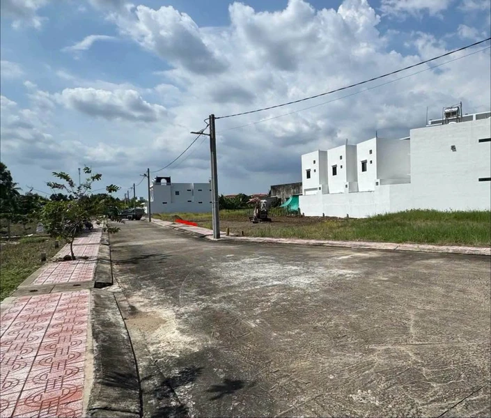 Bán lô đất hẻm Đinh Thiếu Sơn 108m² Tân An