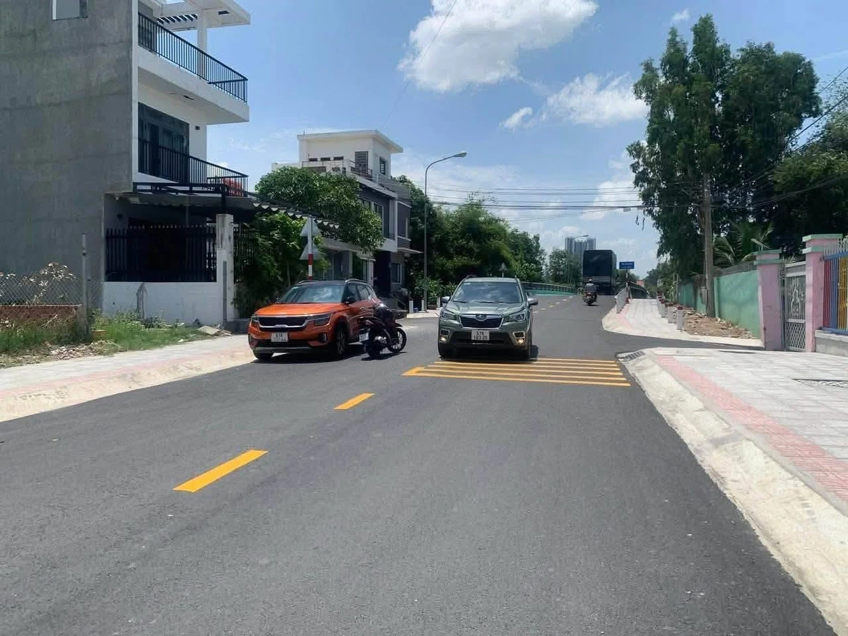 Bán lô đất 81m2 mặt tiền Nguyễn Văn Lộng, Bình Nhâm - Ảnh thu nhỏ 3